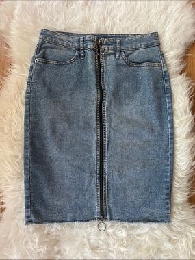Blue Denim Zip-Front Pencil Skirt